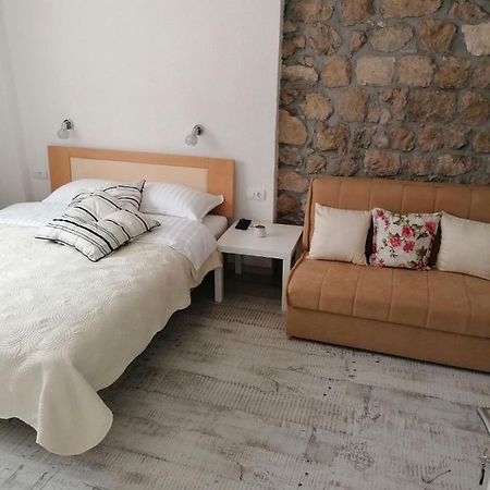 Vila Mira Trebinje Eksteriør billede