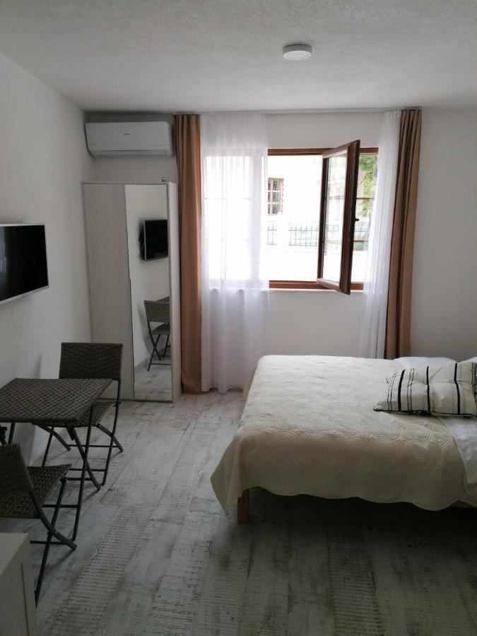 Vila Mira Trebinje Eksteriør billede