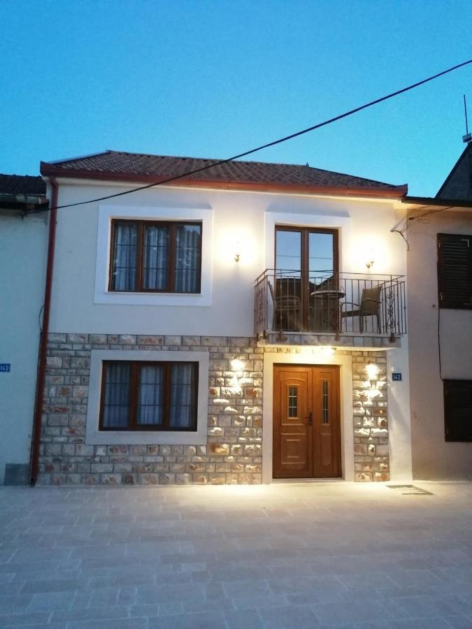 Vila Mira Trebinje Eksteriør billede